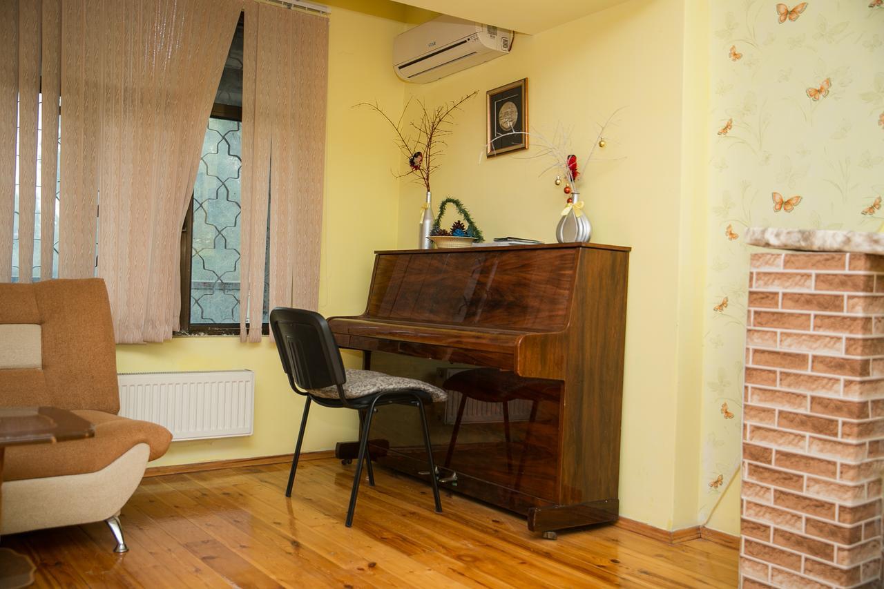 Highland Park Hostel Baku Exteriör bild