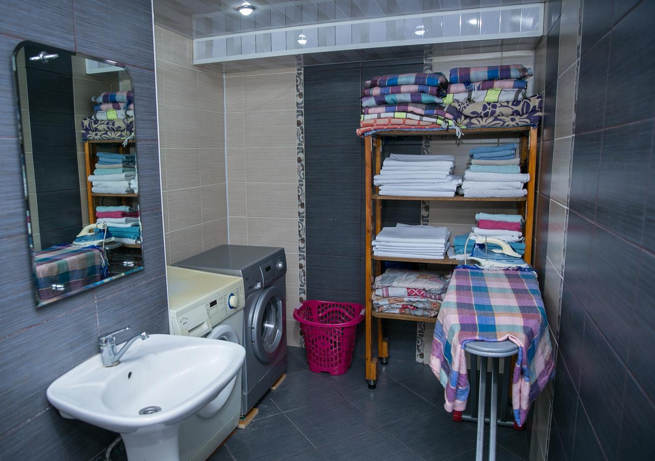 Highland Park Hostel Baku Exteriör bild